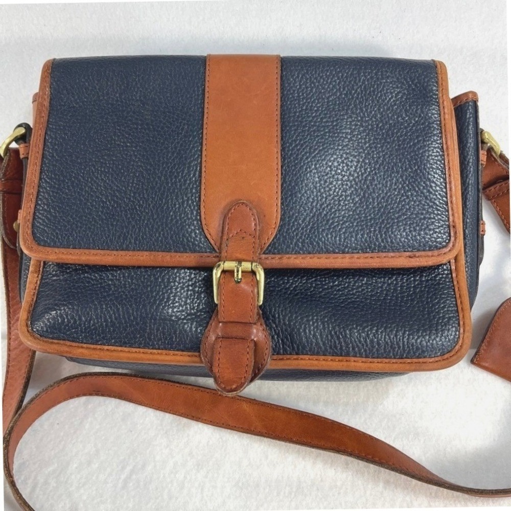 Liz Claiborne Vintage Pebbled Leather Crossbody Bag Navy Blue Tan Colorblock